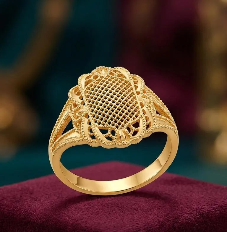 Majestic Golden Mesh Ring: