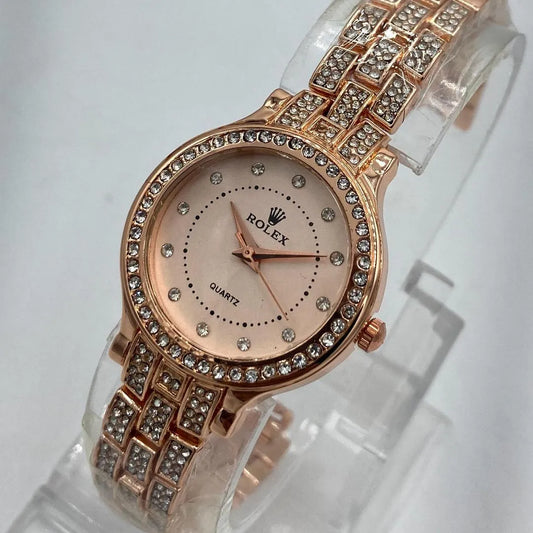 Rose Gold Crystal Elegance — Luxury Women’s Quartz Watch