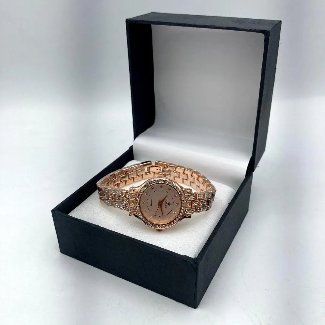 Rose Gold Crystal Elegance — Luxury Women’s Quartz Watch