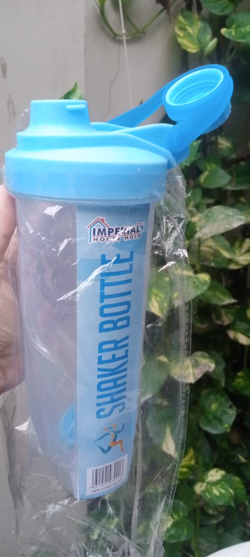 Sports Fitness Protein Shaker Bottle for boys and girls 700ML